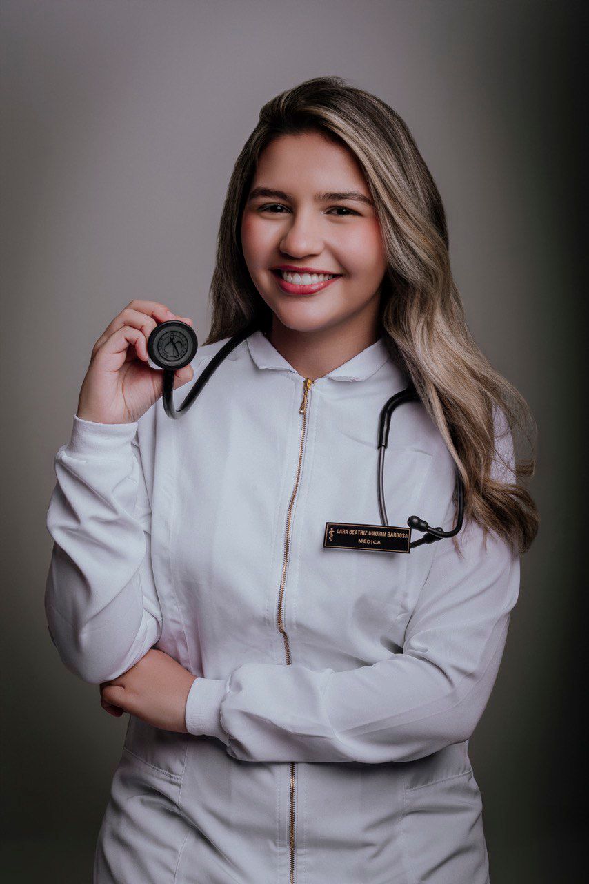 Lara Amorim, médica UNIVALLE 2024
